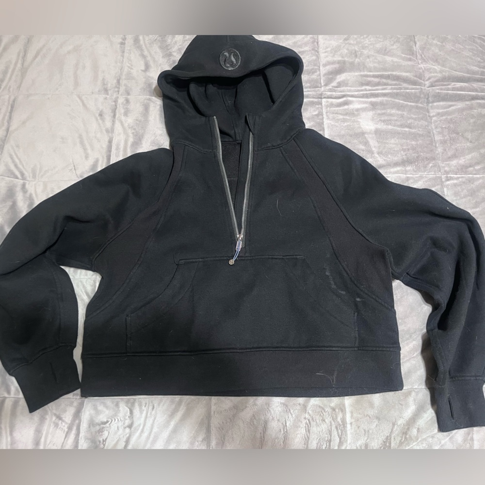 Lululemon Black Hoodie Jacket -Flawed (emergency hair tie) - Picture 1 of 1